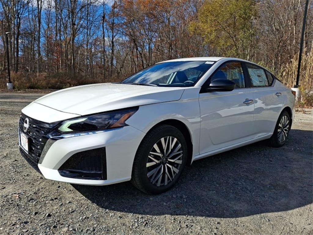 New 2025 Nissan Altima 2.5 SV Sedan