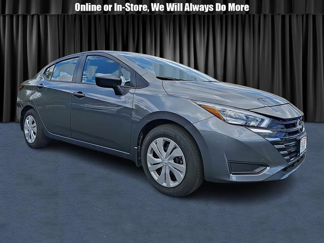 2025 Nissan Versa 1.6 S CVT's photo