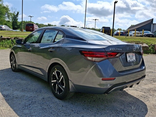 2025 Nissan Sentra SV photo 3