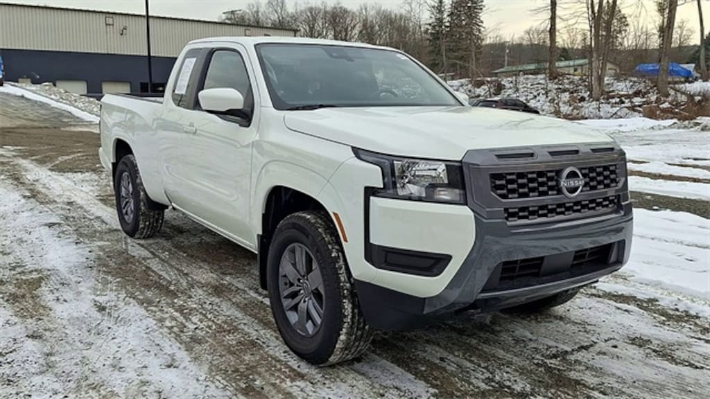 Used 2025 Nissan Frontier SV Truck