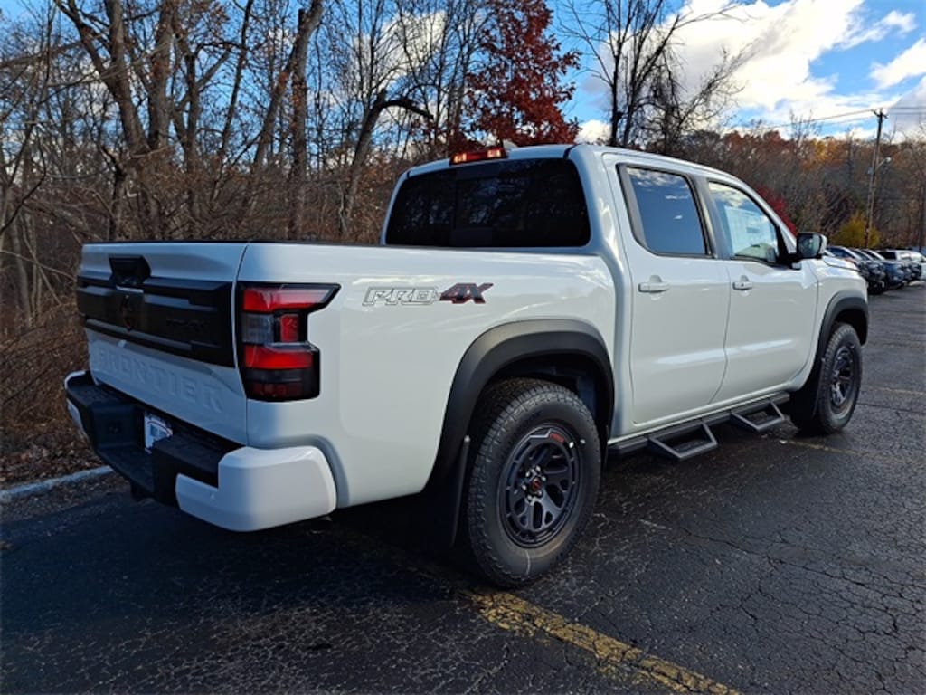 New 2026 Nissan Frontier PRO-4X Truck