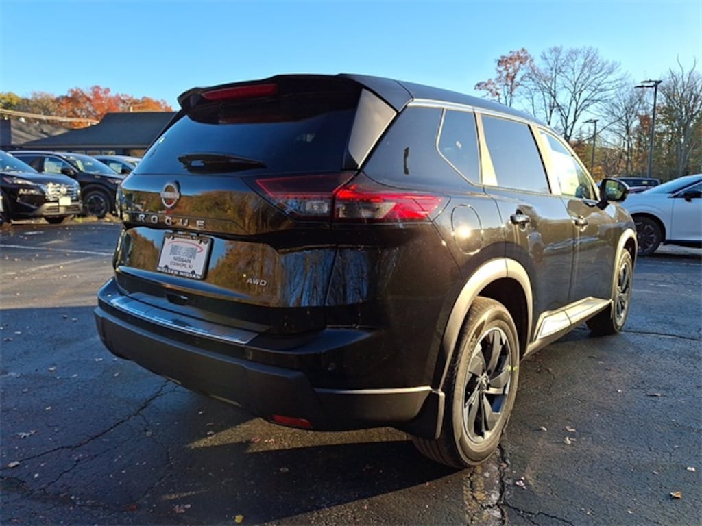 New 2026 Nissan Rogue SV SUV