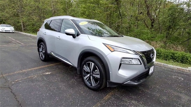 Used 2023 Nissan Rogue SL with VIN 5N1BT3CB4PC758717 for sale in Stanhope, NJ