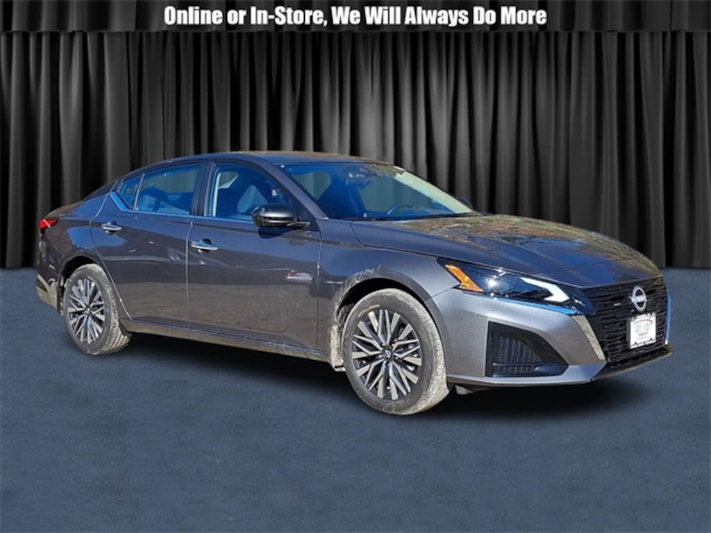 New 2025 Nissan Altima 2.5 SV Sedan