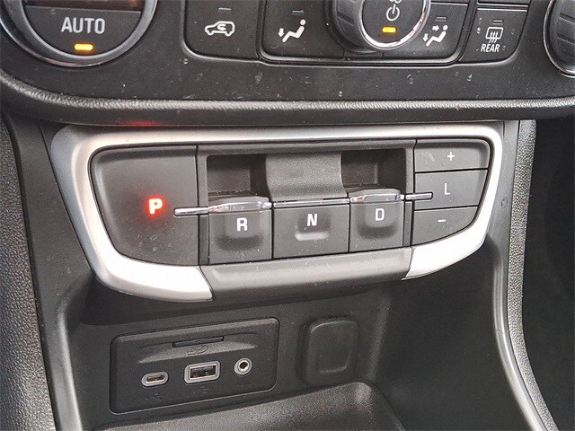 2022 Gmc Terrain SLE photo 4