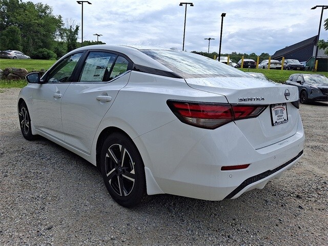 2025 Nissan Sentra SV photo 3