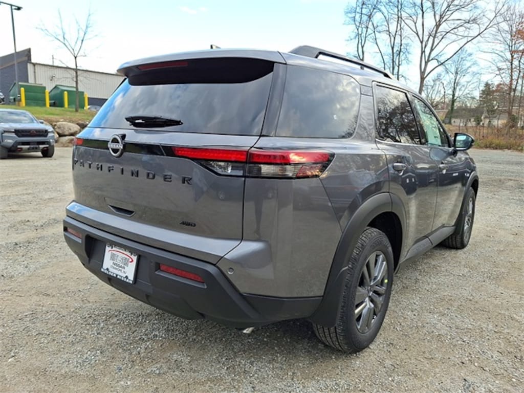 New 2025 Nissan Pathfinder SV SUV