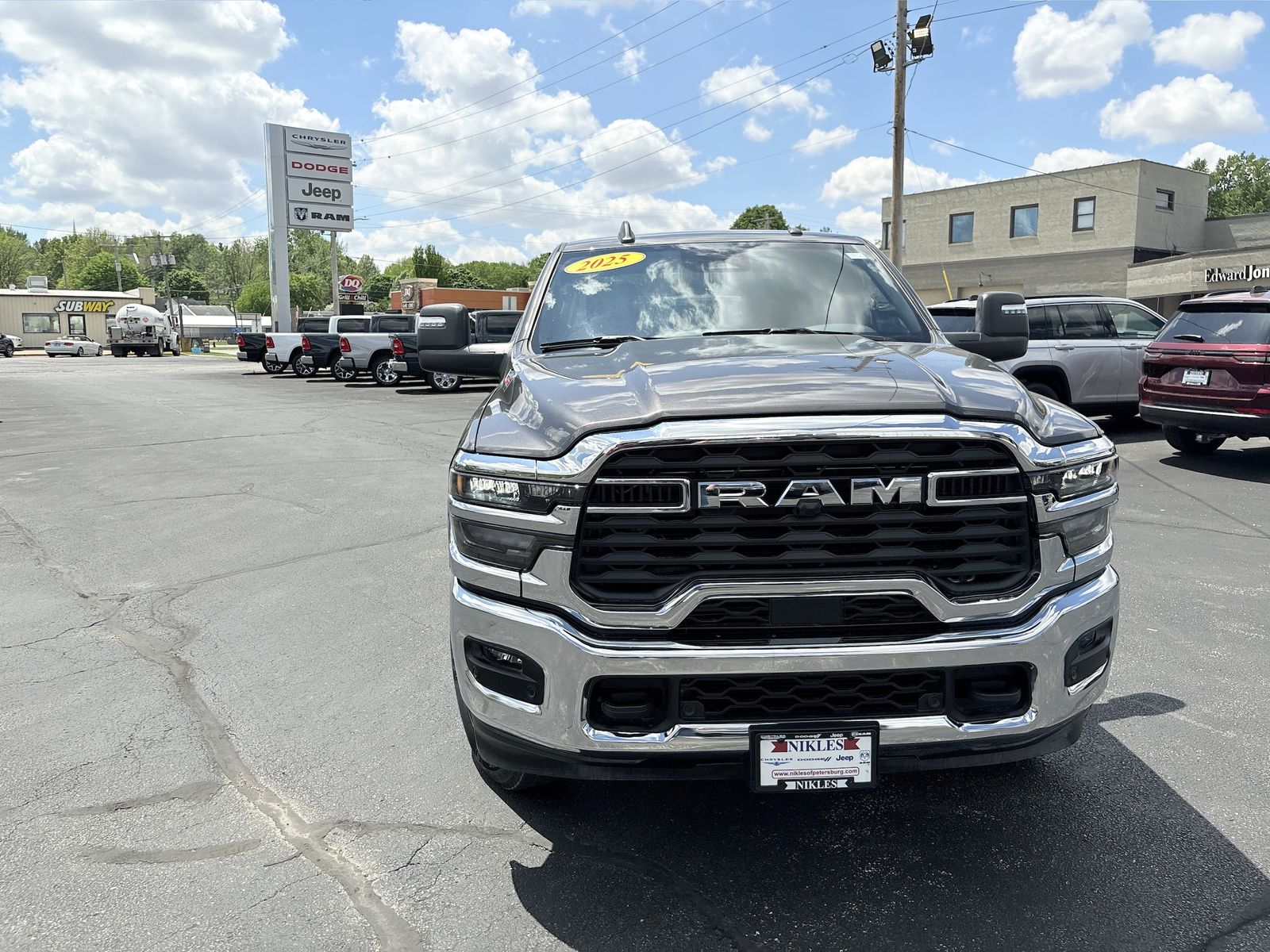 2025 Ram 2500 Big Horn photo 2