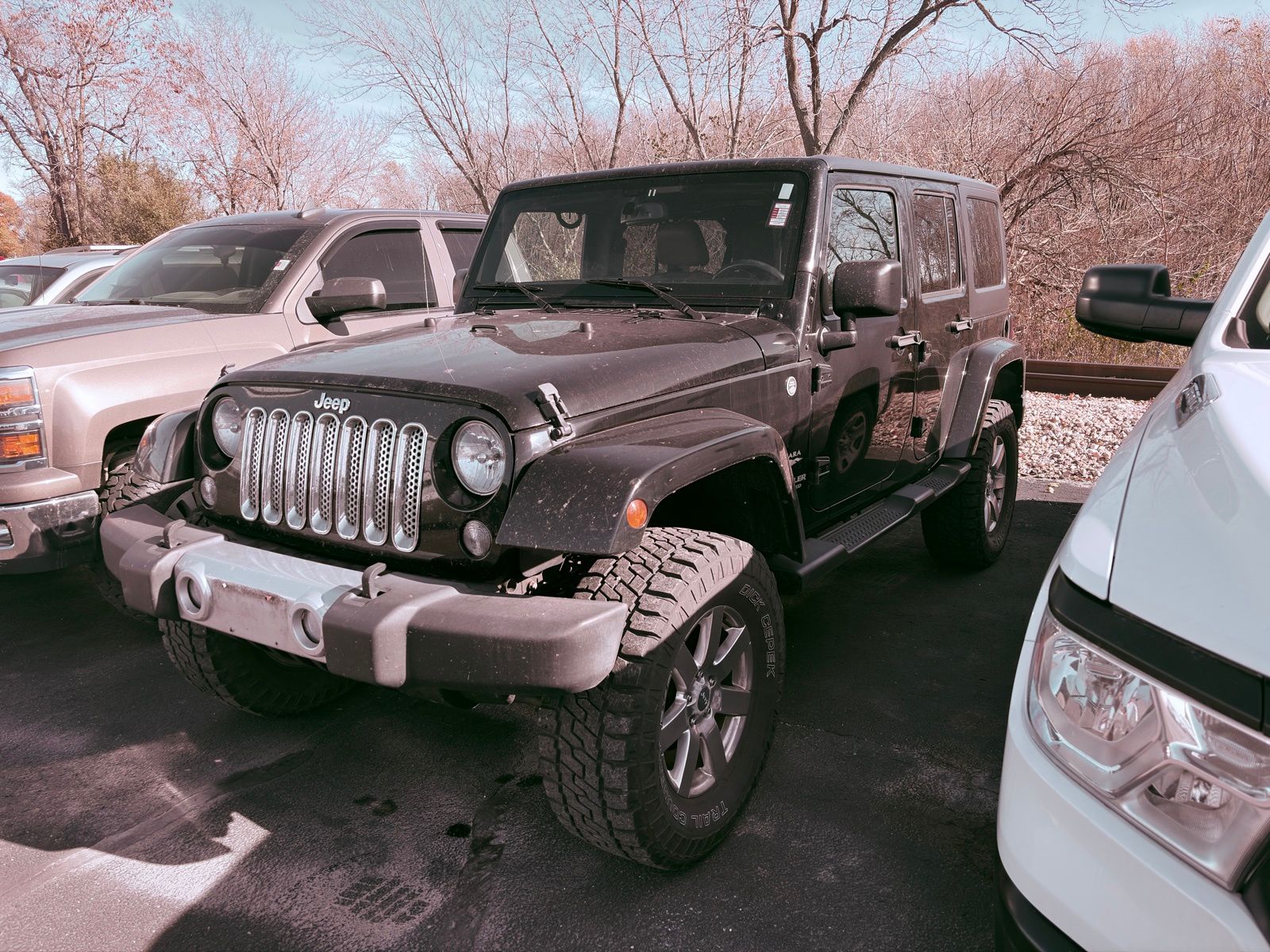 2015 Jeep Wrangler Unlimited Sahara photo 3