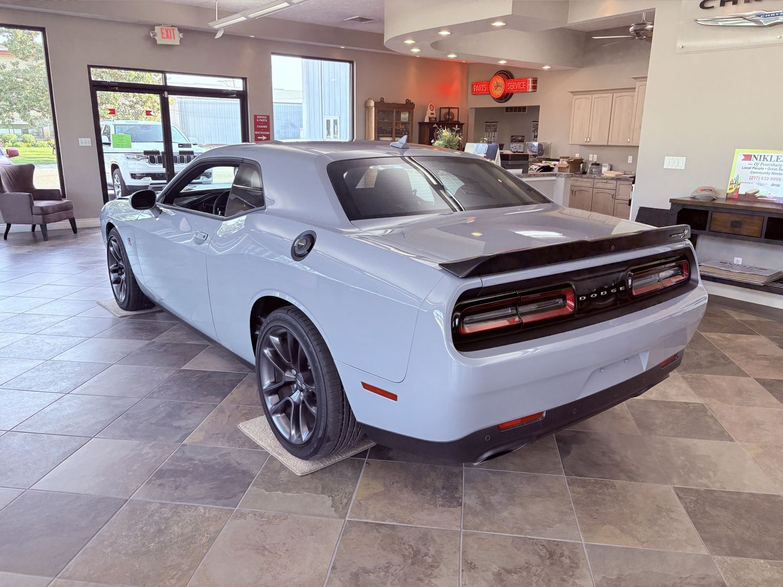 2022 Dodge Challenger R/T Scat Pack photo 4