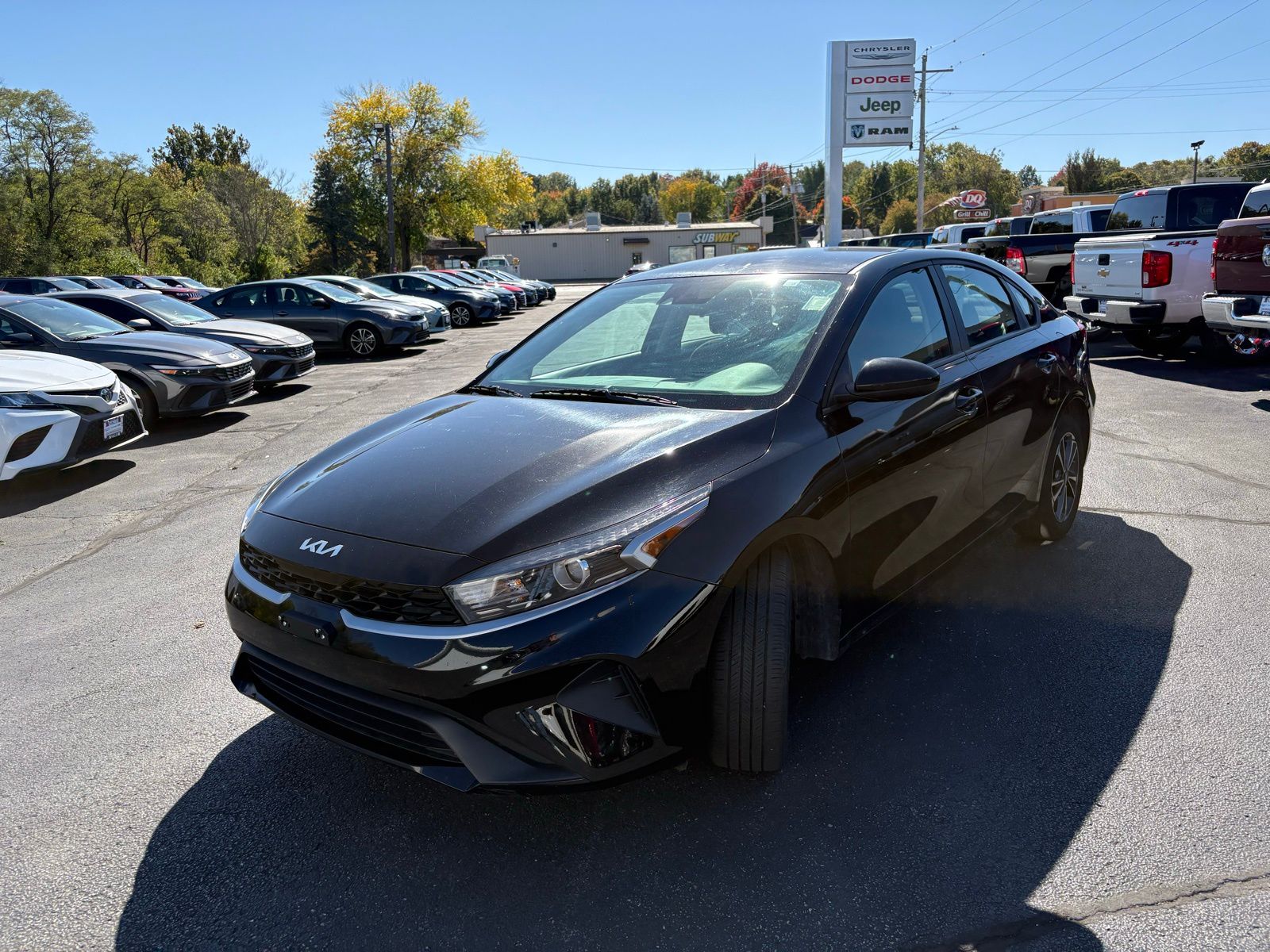 2024 Kia Forte LXS photo 2