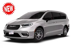 2026 Chrysler Pacifica SELECT Passenger Van