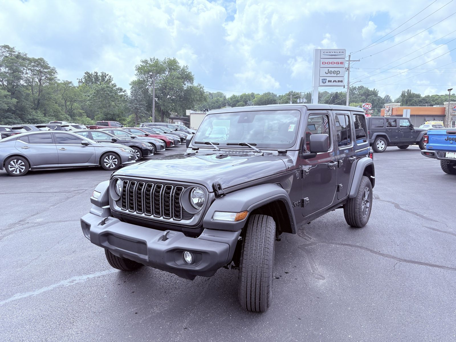2025 Jeep Wrangler Sport S photo 2
