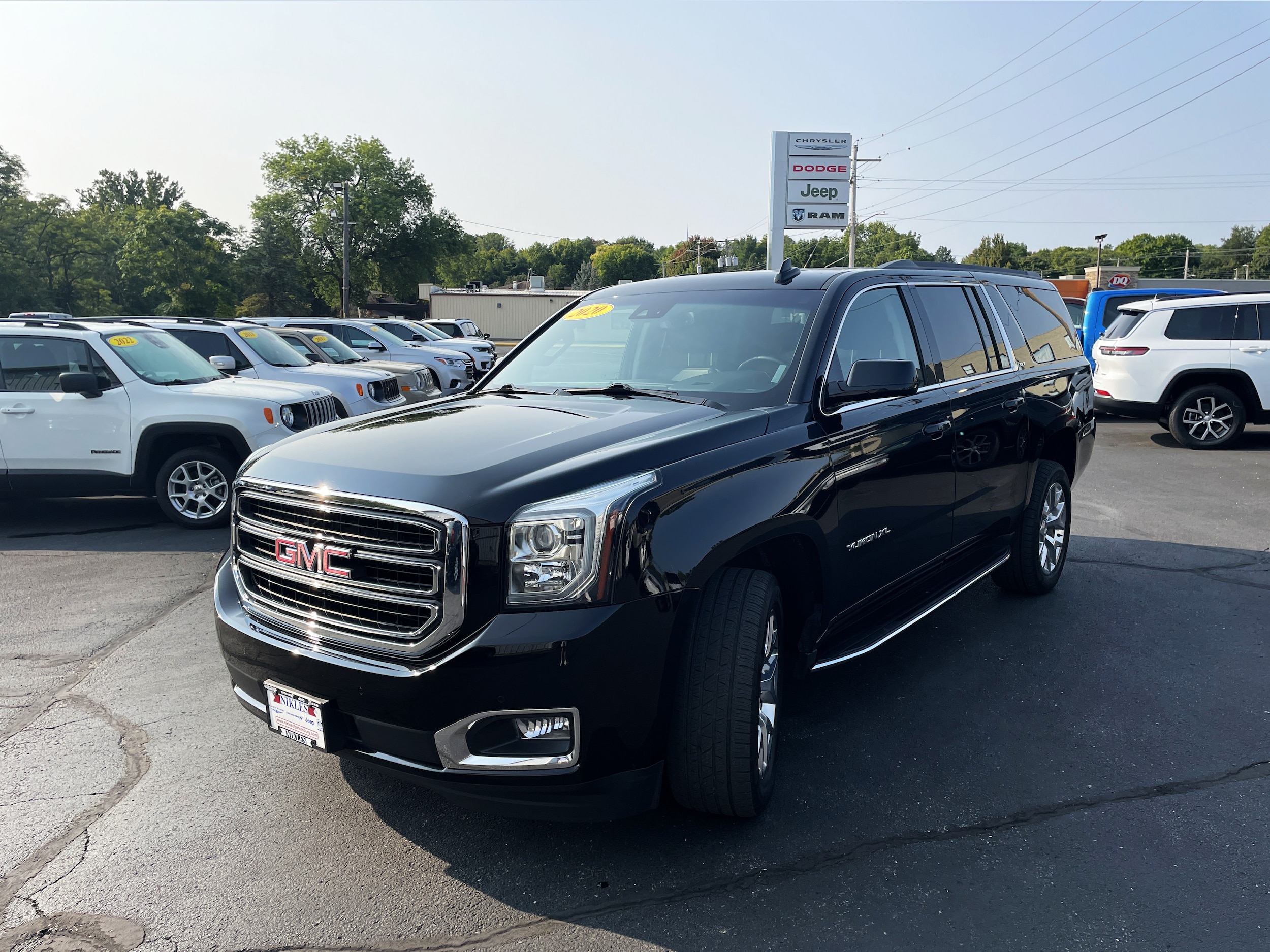 Used 2020 GMC Yukon XL SLT with VIN 1GKS2GKC5LR168398 for sale in Petersburg, IL