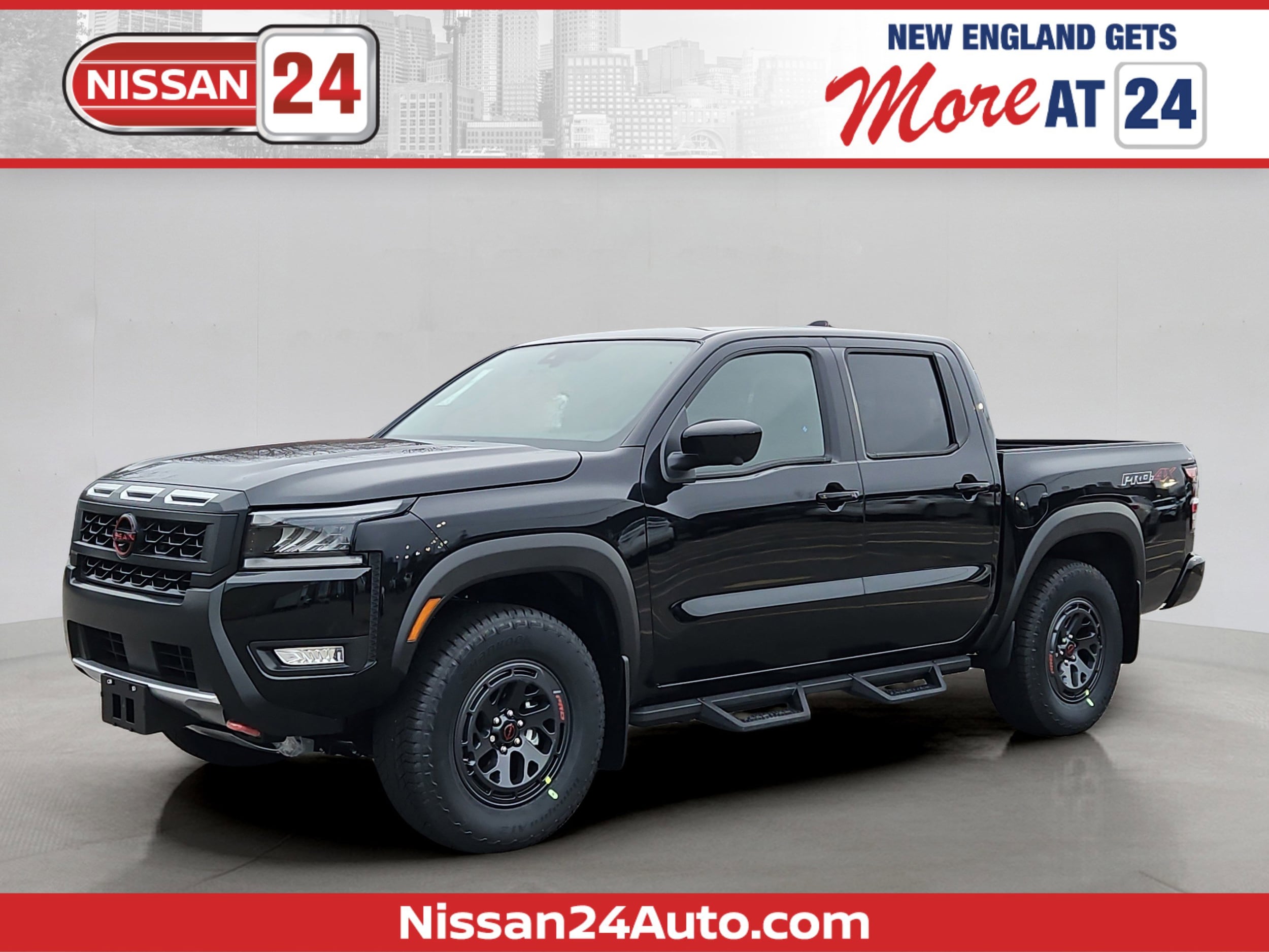 2026 Nissan Frontier PRO-4X's photo