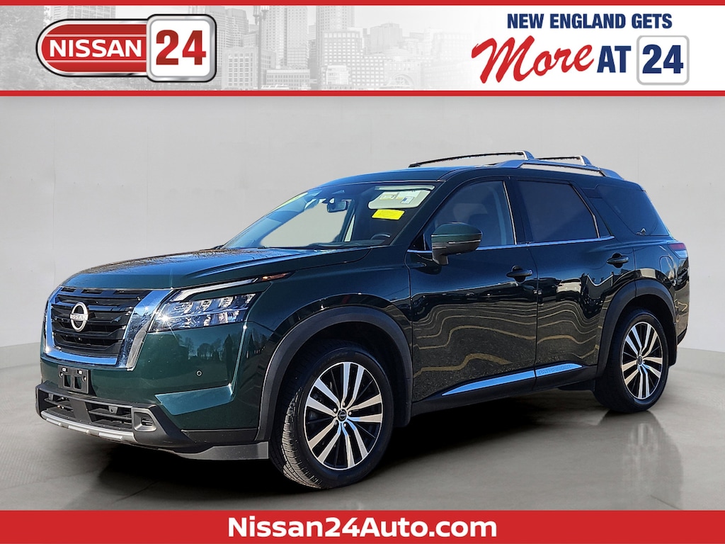 Used 2024 Nissan Pathfinder Platinum SUV