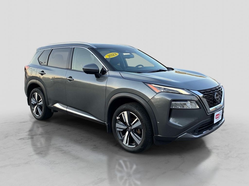 Certified 2023 Nissan
