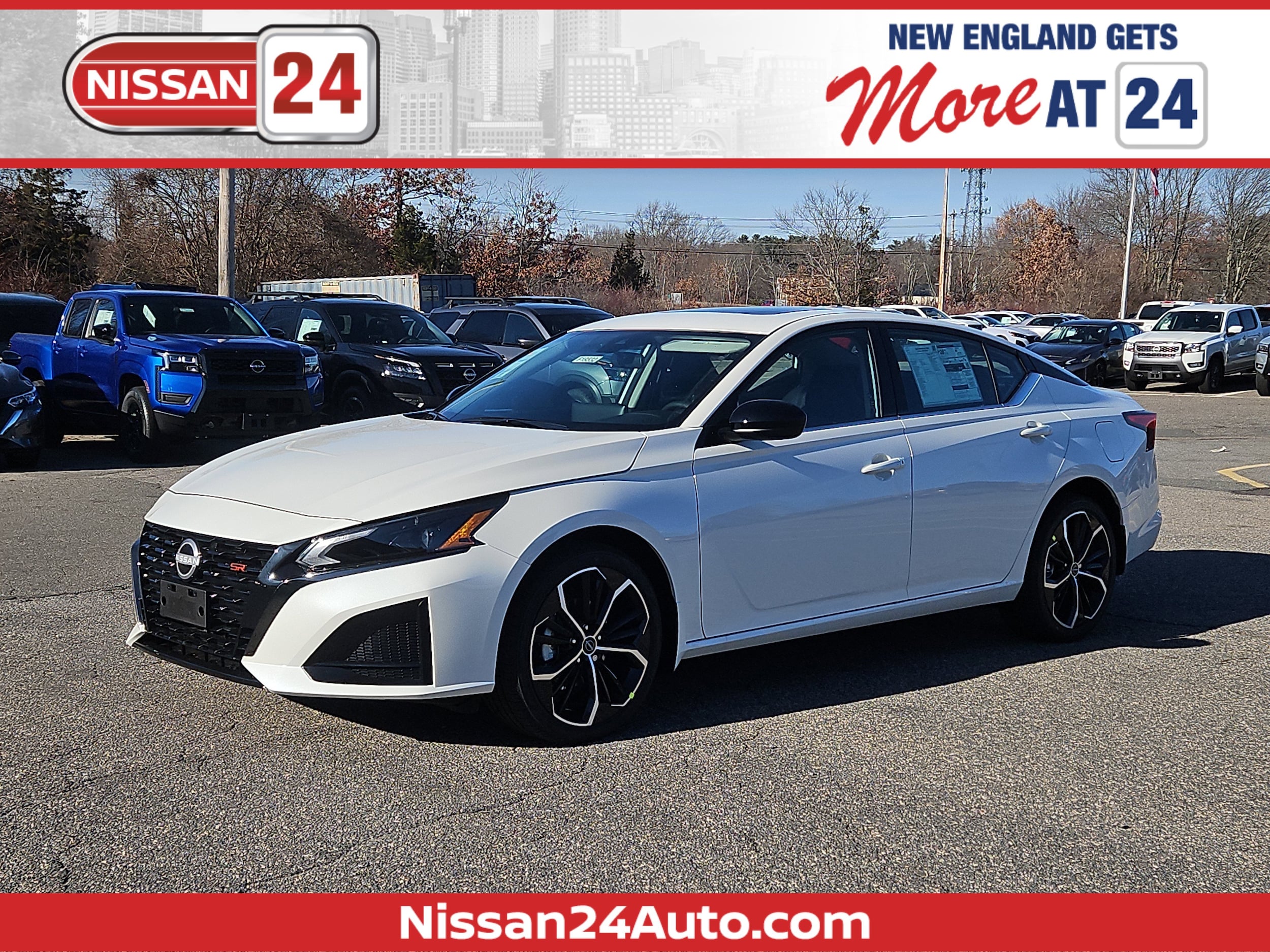 2025 Nissan Altima SR's photo