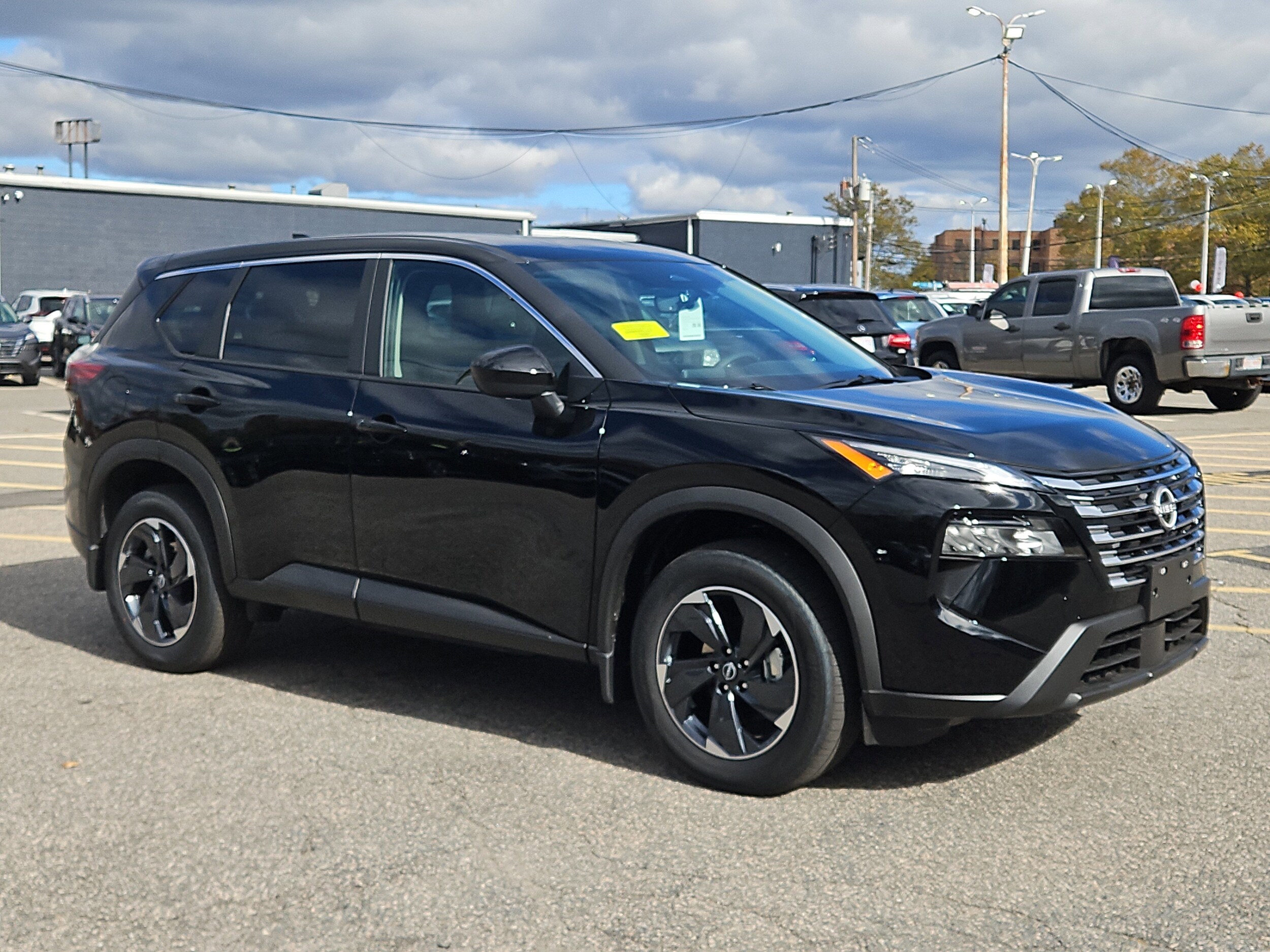 2026 Nissan Rogue SV photo 2