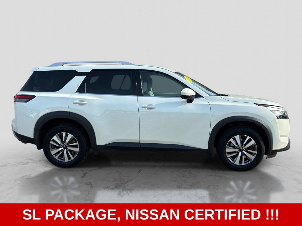 Certified 2022 Nissan