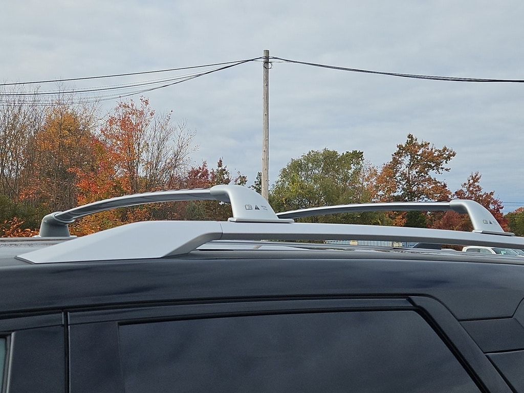 New 2025 Nissan Pathfinder SL 4WD