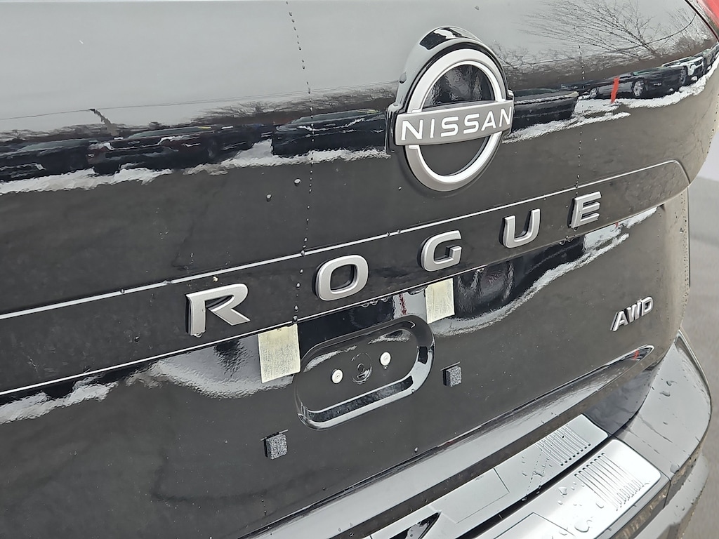 New 2026 Nissan Rogue SV SUV