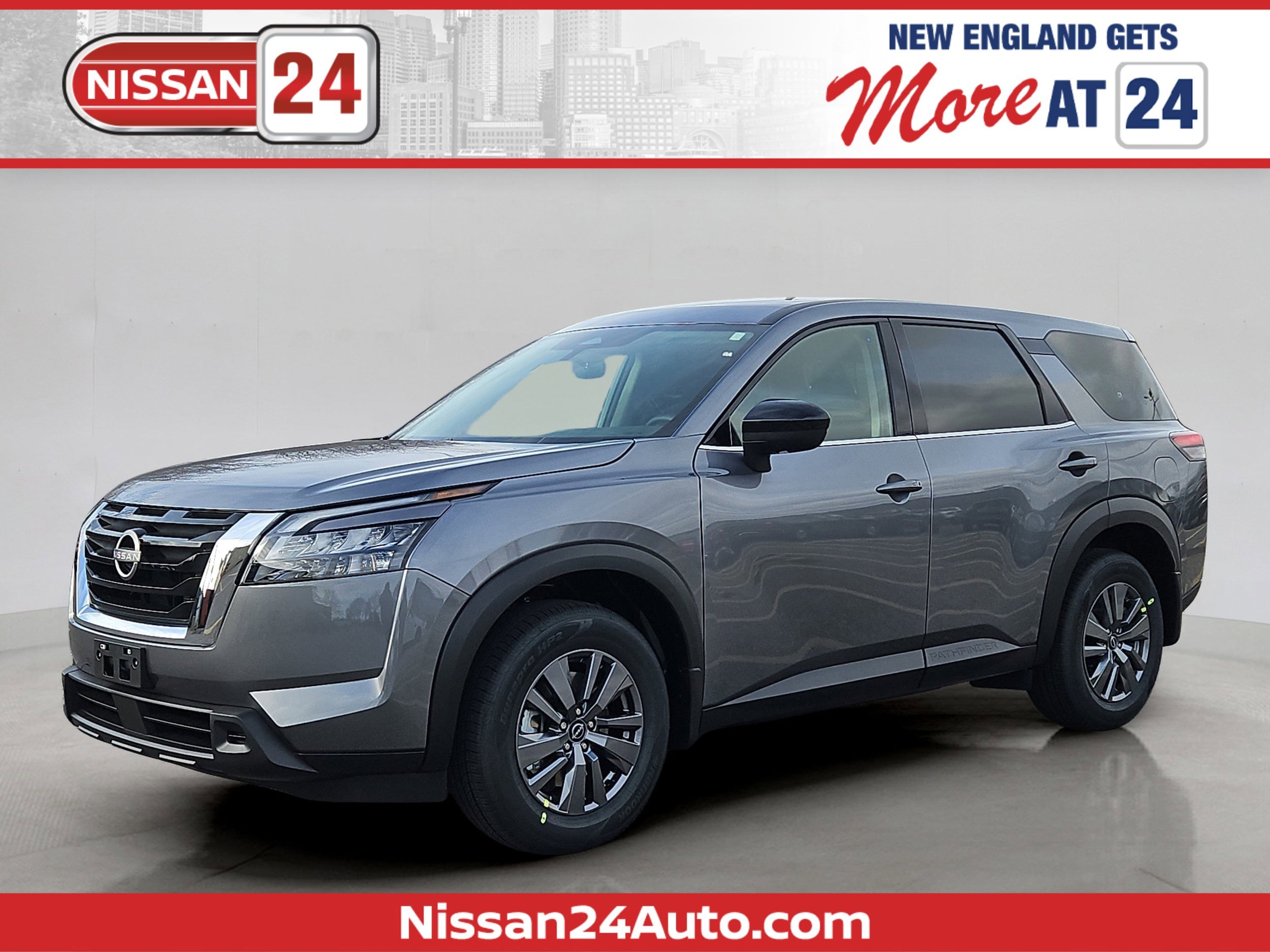 2025 Nissan Pathfinder S's photo