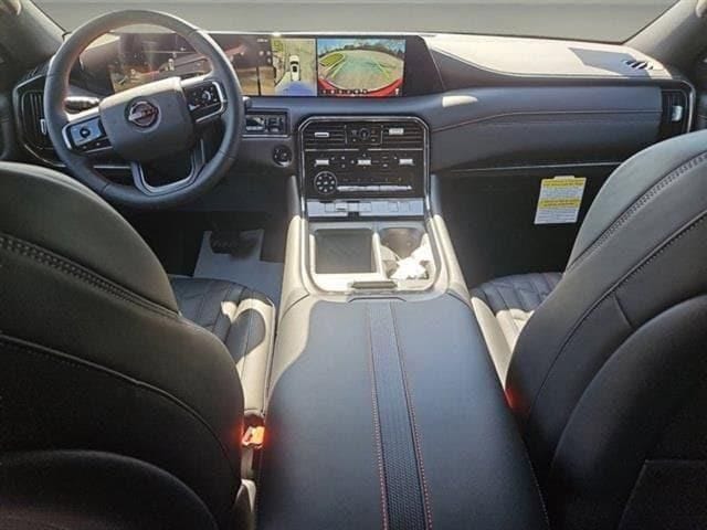 2025 Nissan Armada PRO-4X - Photo 7