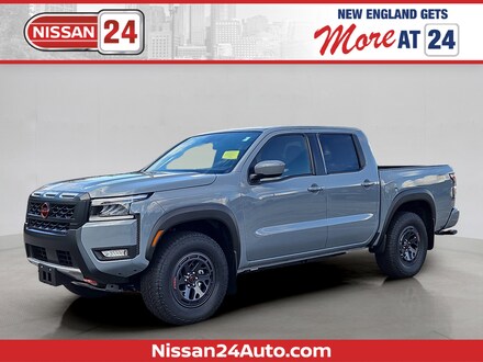 2025 Nissan Frontier PRO-4X Truck Crew Cab