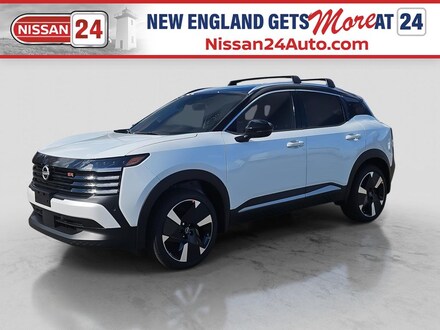 2026 Nissan Kicks SR SUV