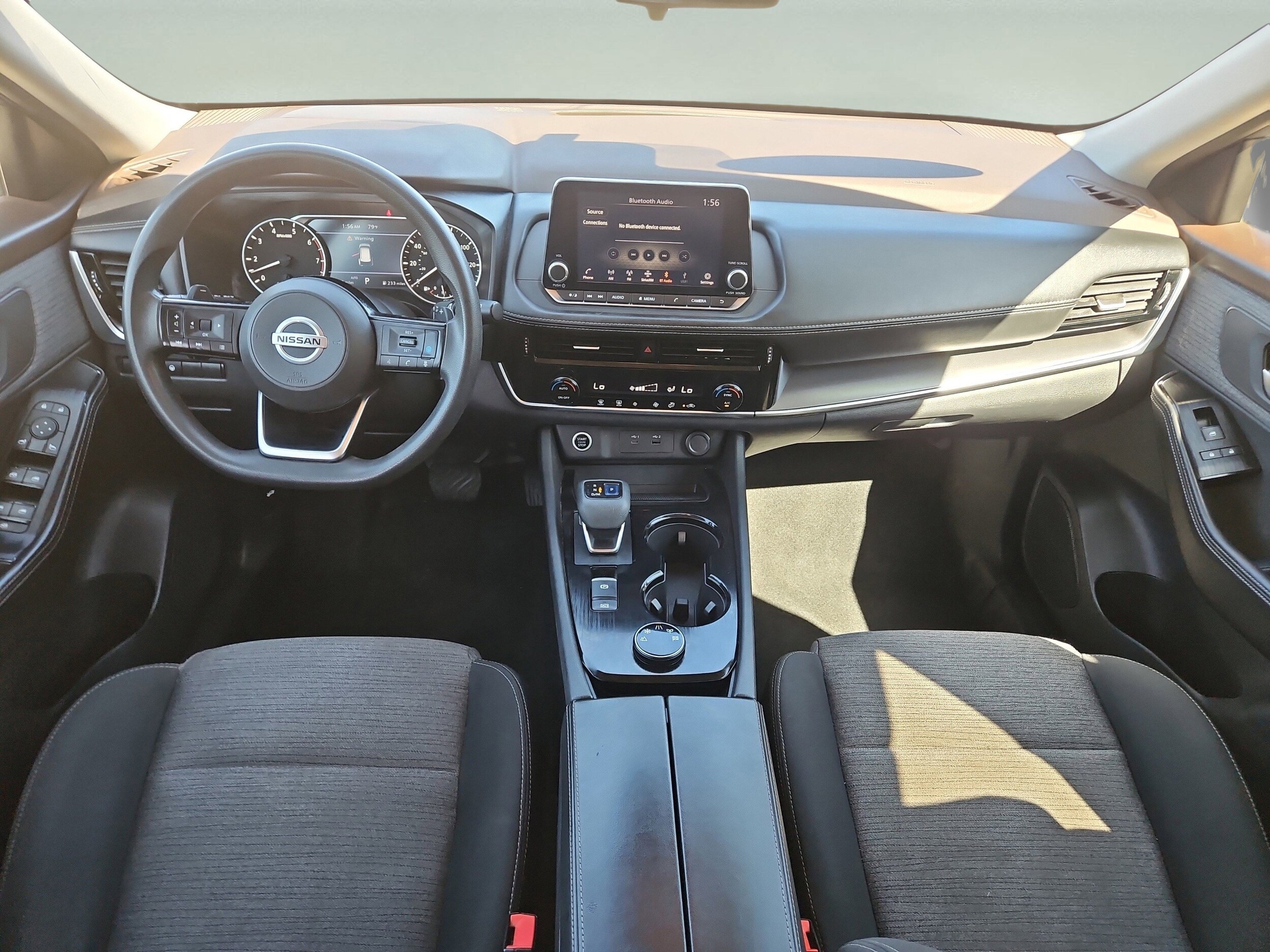 2021 Nissan Rogue SV photo 2