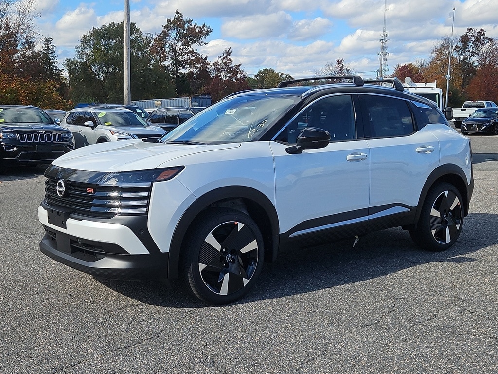 New 2026 Nissan Kicks SR