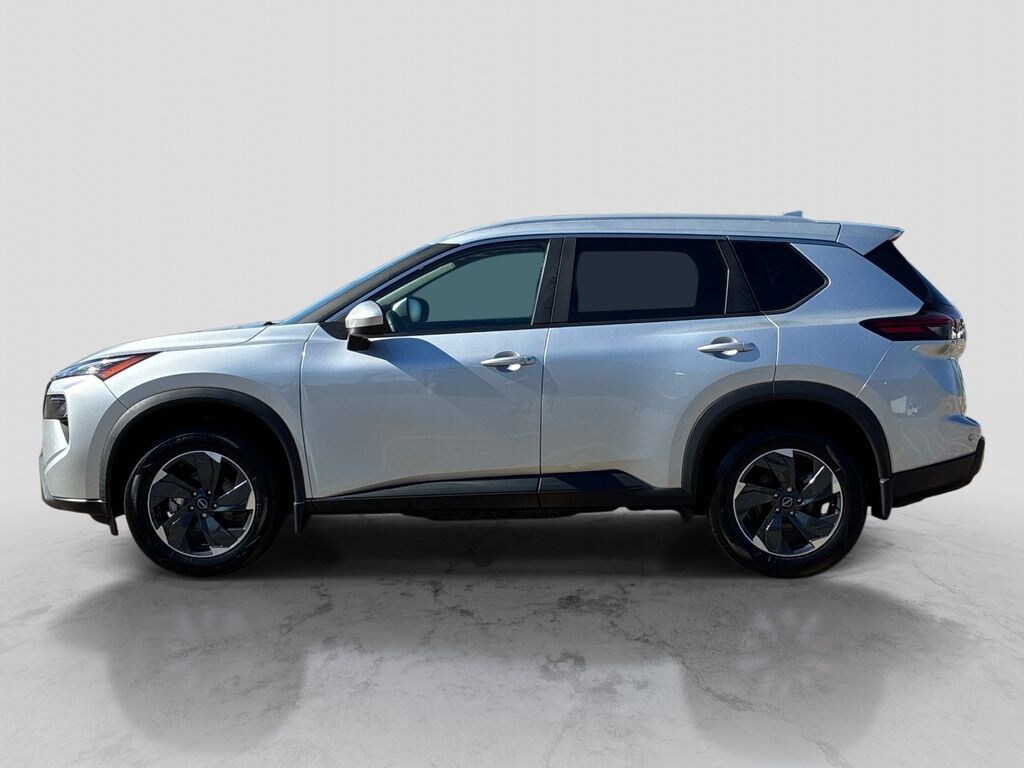 Used 2024 Nissan Rogue SV SUV