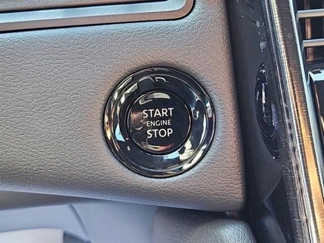 2025 Nissan Armada PRO-4X - Photo 12