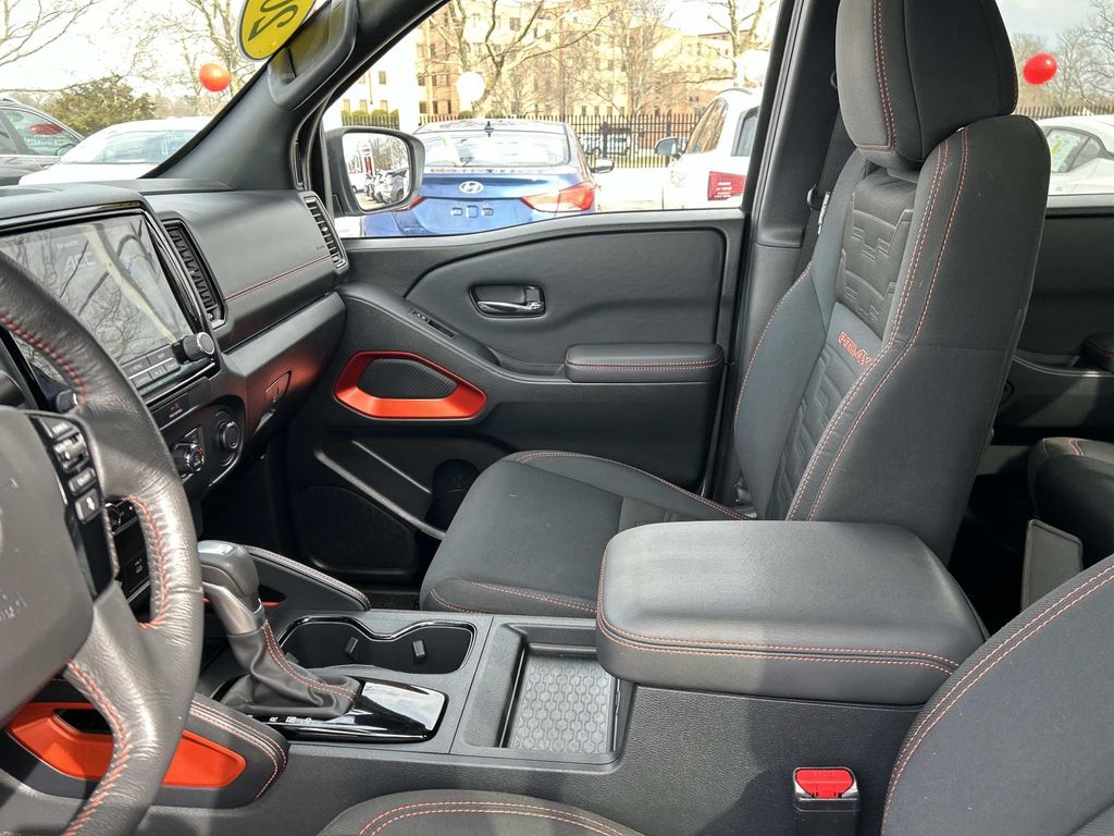 2022 Nissan Frontier PRO-4X - Photo 20