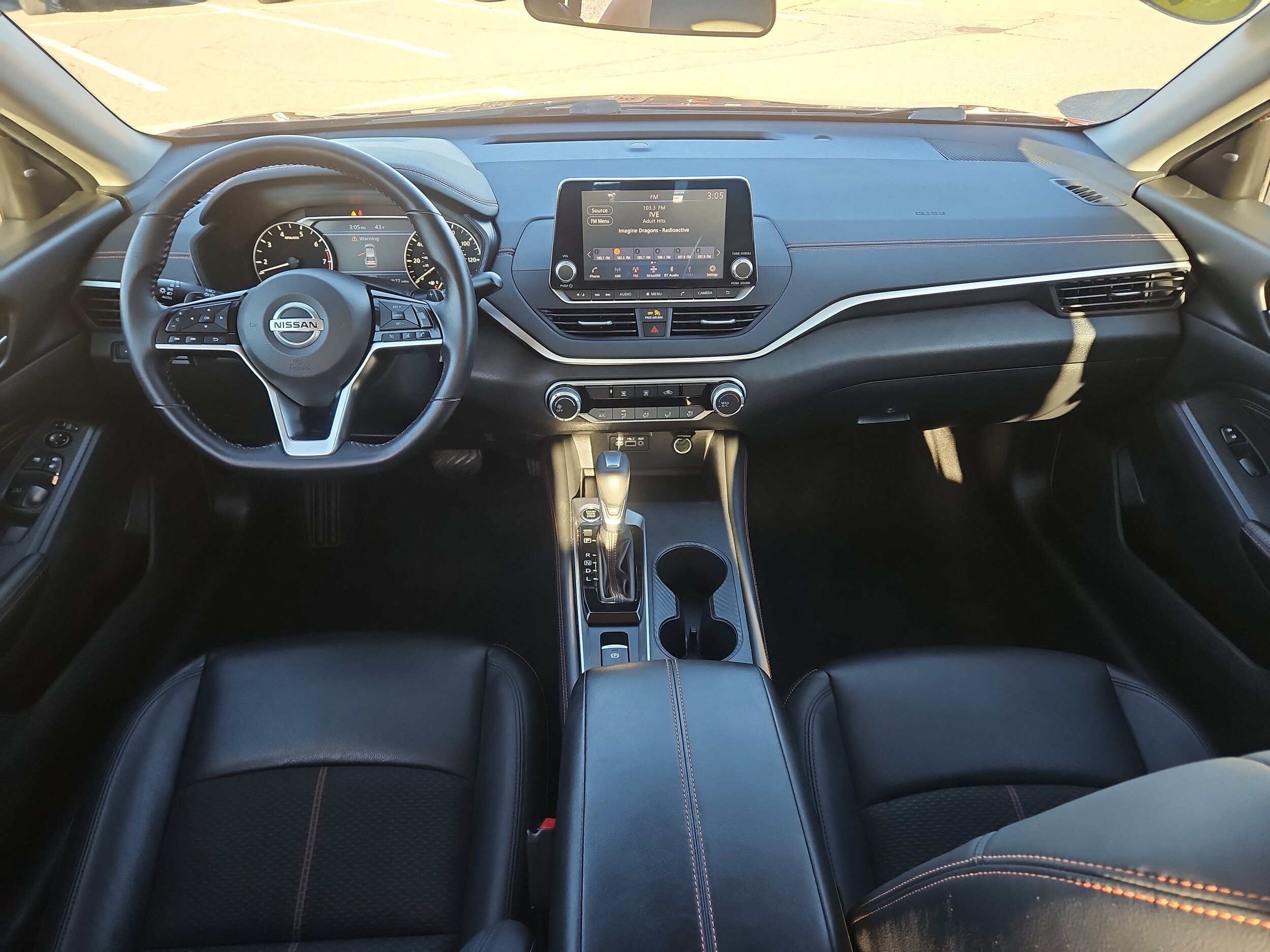 2021 Nissan Altima 2.5 SR photo 2