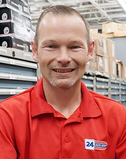 Staff member Roy Sances from ID_026e78d9564c