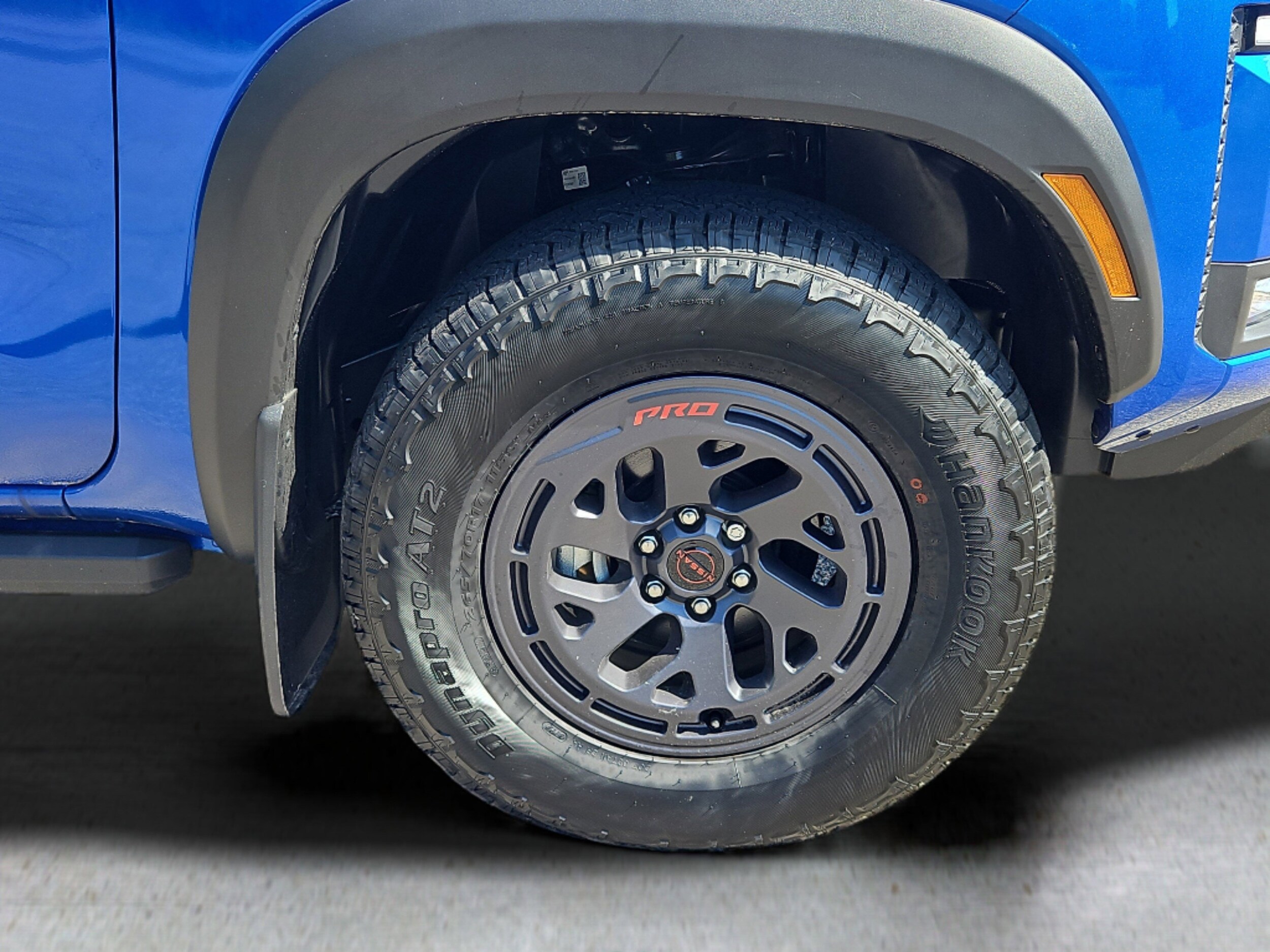 2025 Nissan Frontier PRO-4X photo 4