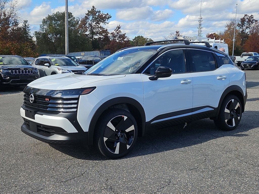 New 2026 Nissan Kicks SR