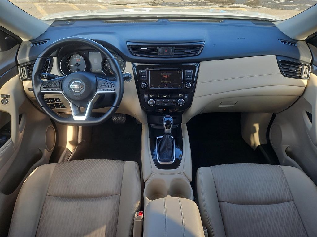 Used 2020 Nissan Rogue SV SUV