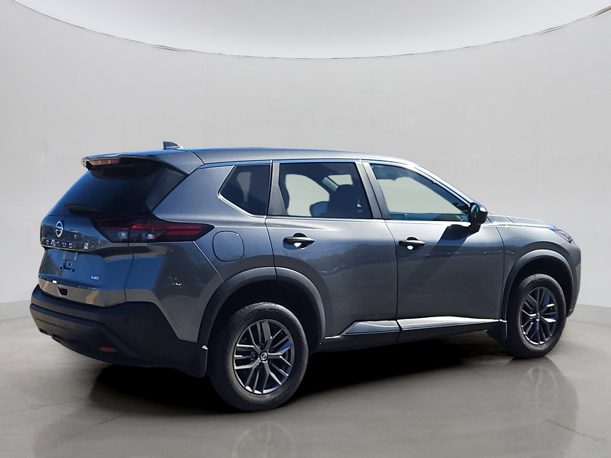 2021 Nissan Rogue S photo 3