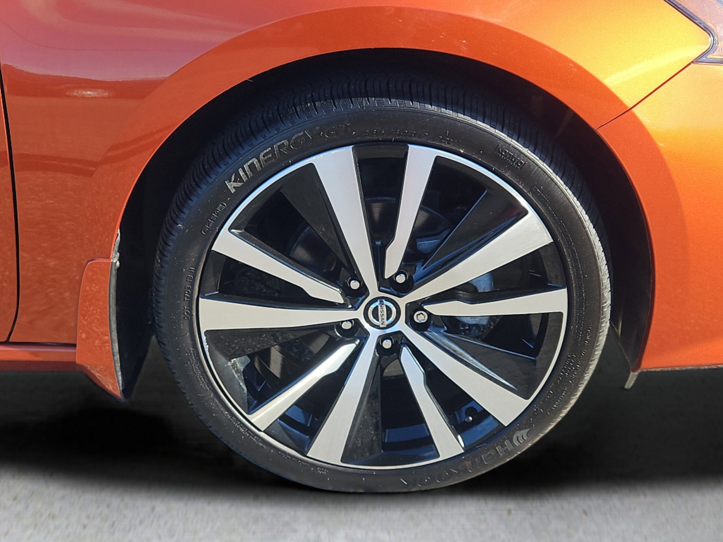 2021 Nissan Altima 2.5 SR photo 4