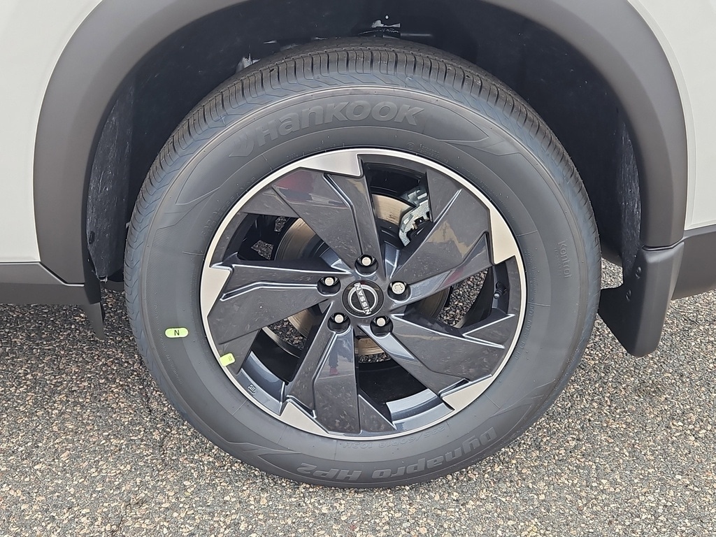 New 2026 Nissan Rogue SV