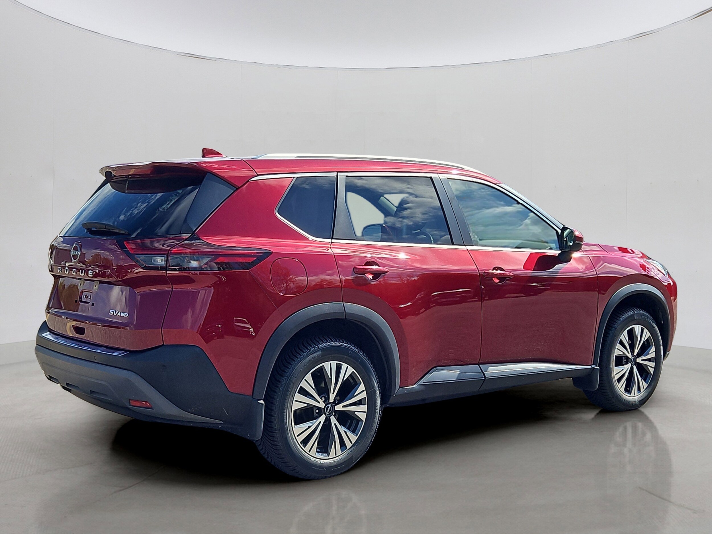 2022 Nissan Rogue SV photo 3