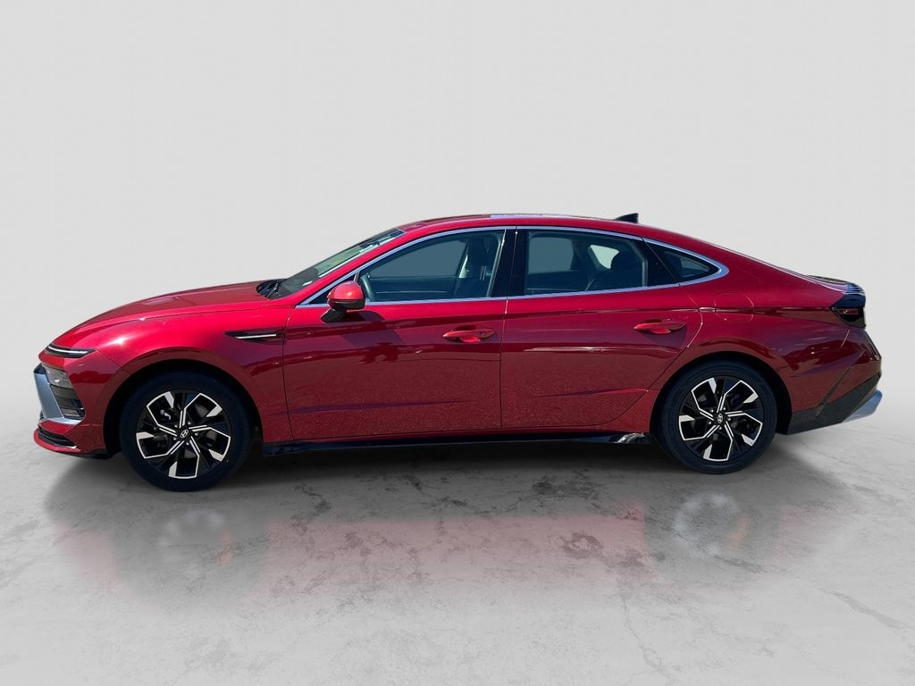 Used 2024 Hyundai Sonata SEL Sedan