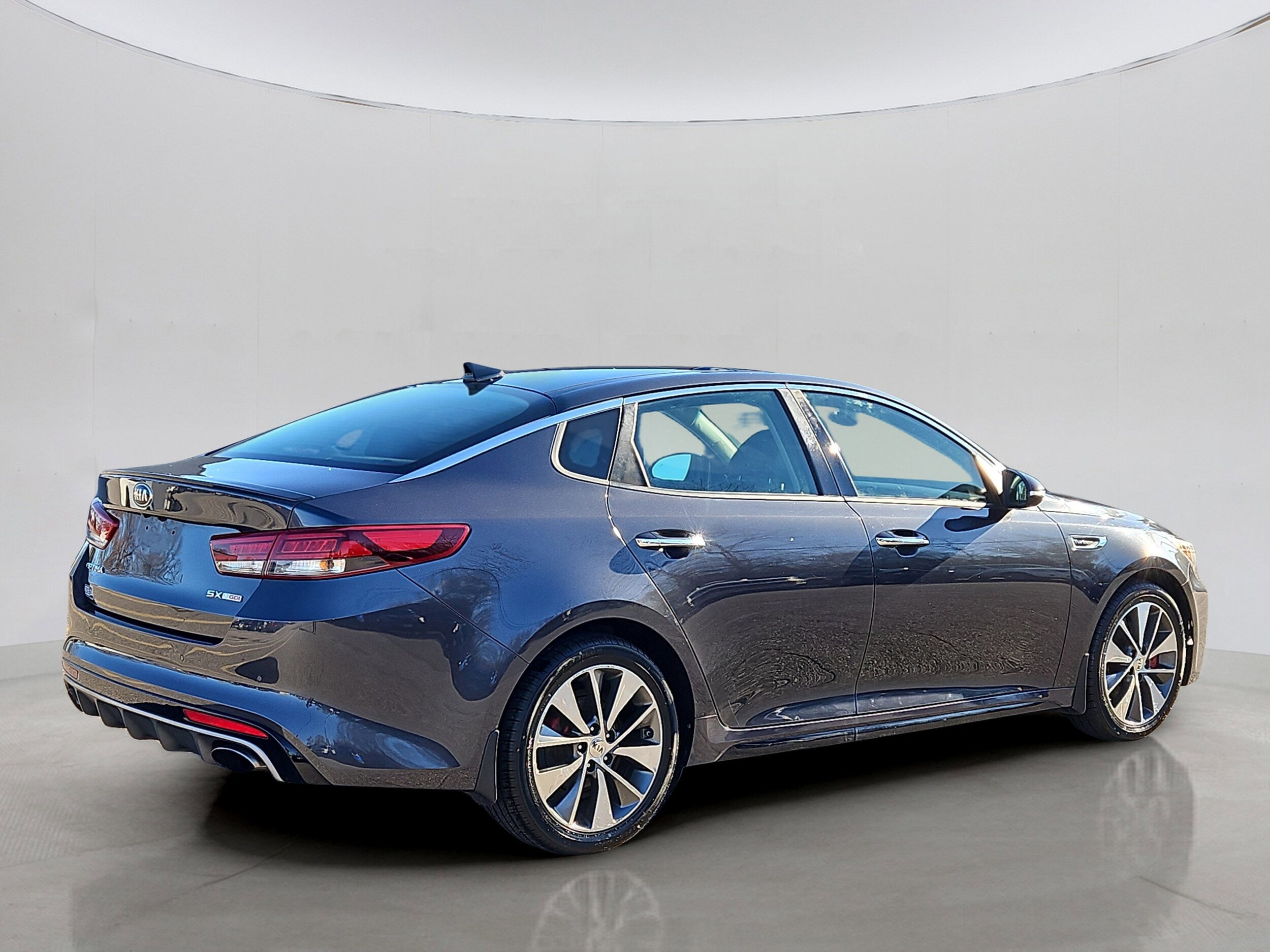2016 Kia Optima SX Turbo photo 3