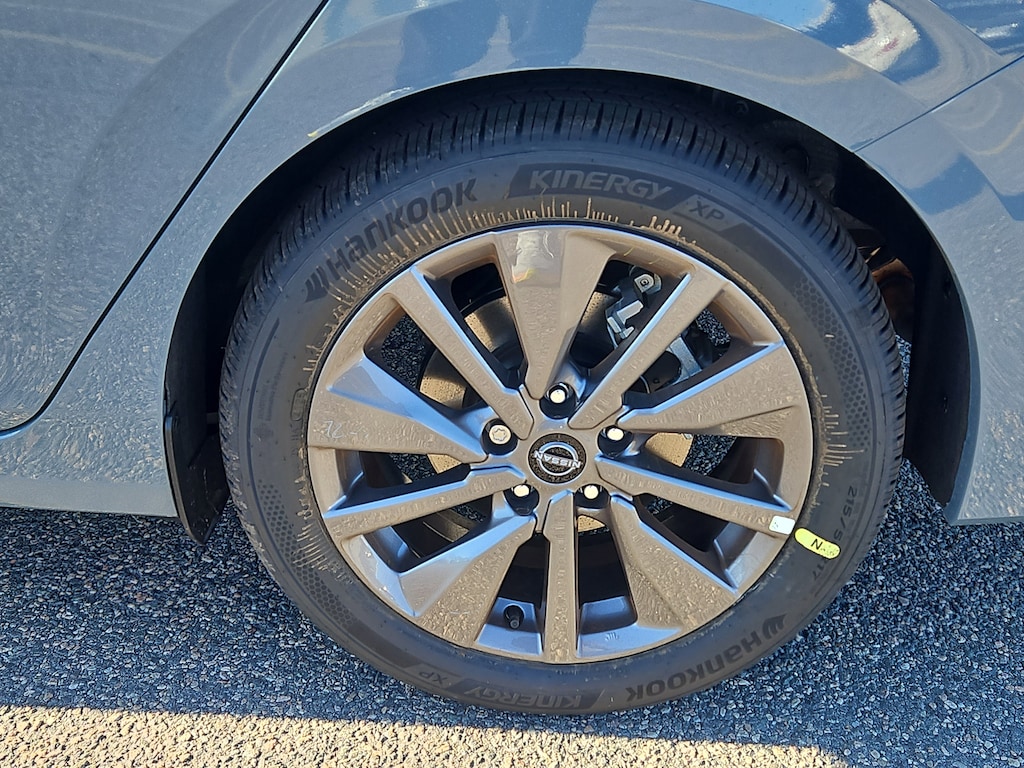 New 2026 Nissan Sentra SL Sedan