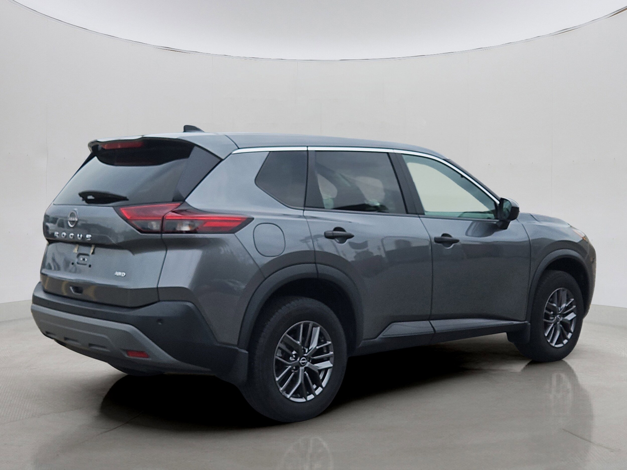 2023 Nissan Rogue S photo 3