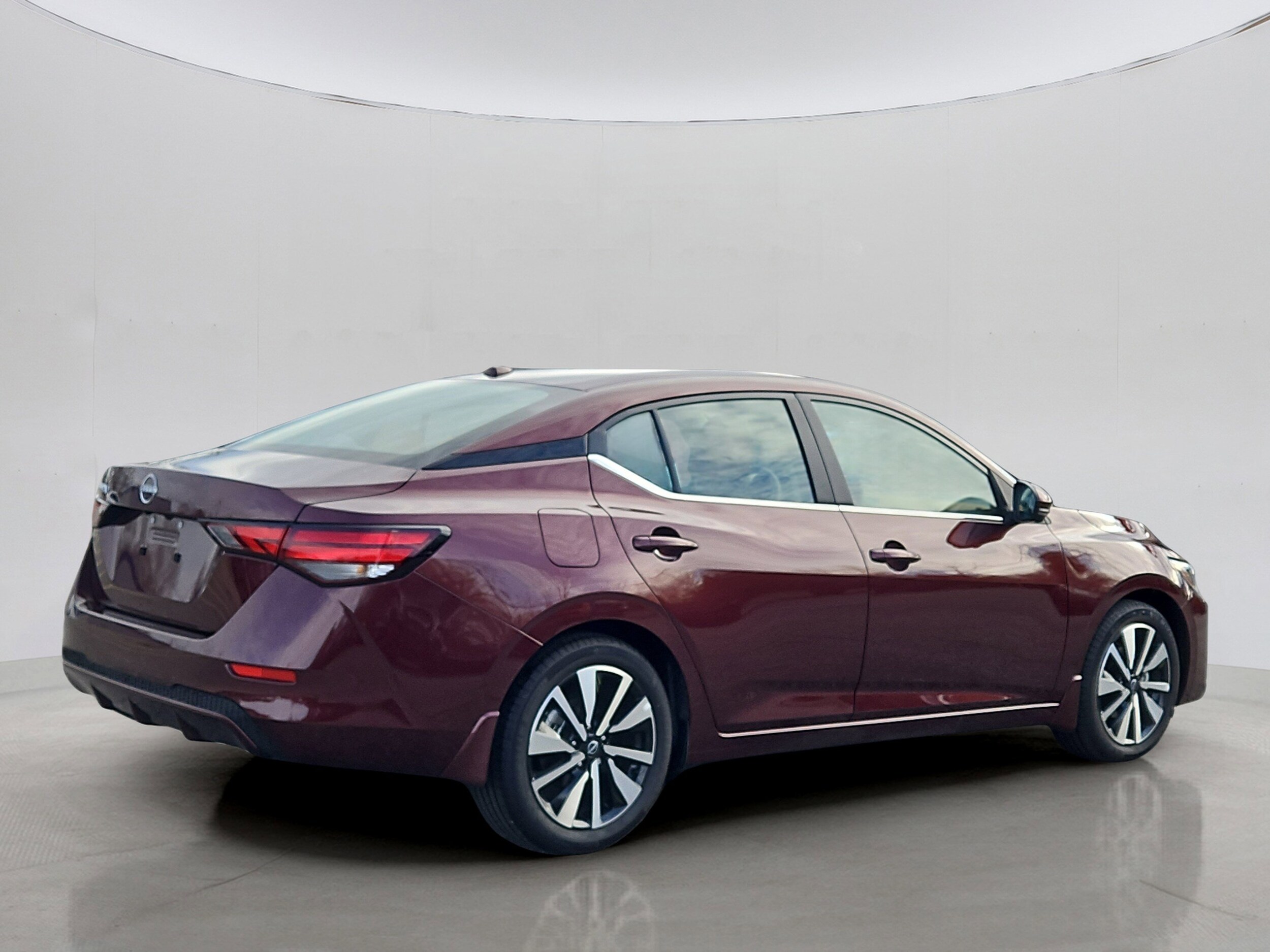 2025 Nissan Sentra SV photo 3