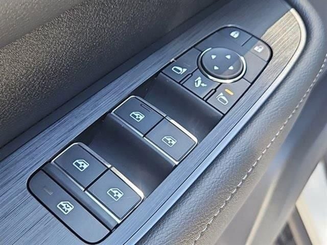 2025 Nissan Armada PRO-4X - Photo 18